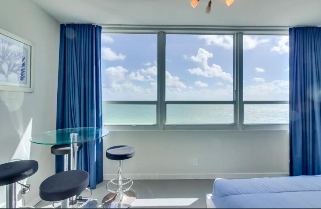 Castle 835 Oceanview Studio On Beach With Pool, Gym, Bars, And Free Parking Miami Beach Ngoại thất bức ảnh