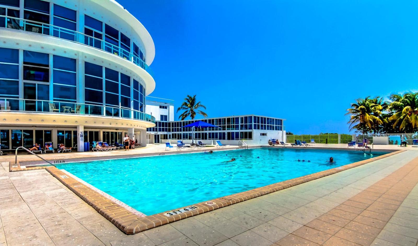 Castle 835 Oceanview Studio On Beach With Pool, Gym, Bars, And Free Parking Miami Beach Ngoại thất bức ảnh